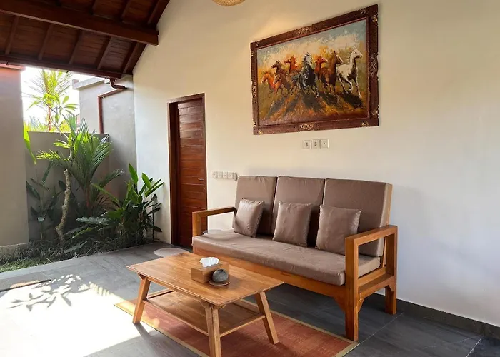 Luxury Wooden Private Pool & Rice Field View Villa