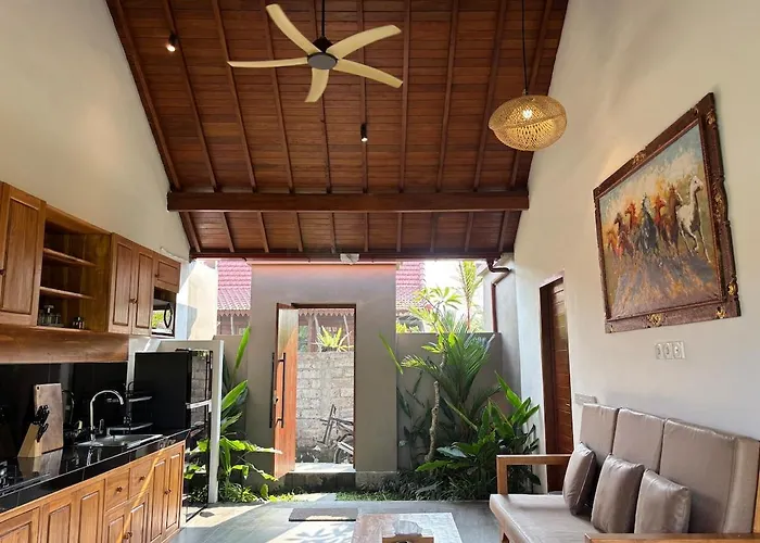 Luxury Wooden Private Pool & Rice Field View