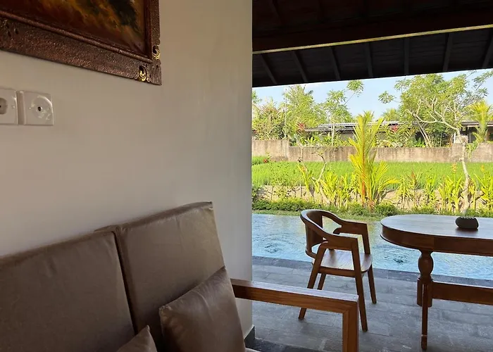 Luxury Wooden Private Pool & Rice Field View Villa Ubud (Bali)