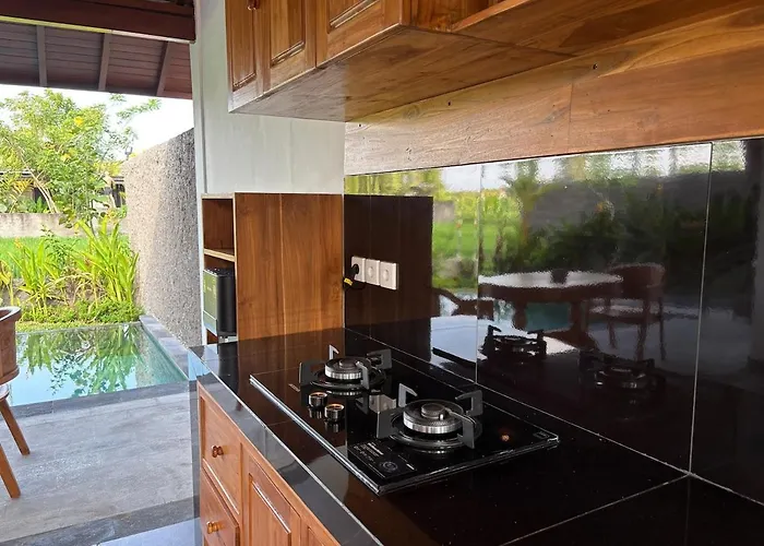 Luxury Wooden Private Pool & Rice Field View Villa *