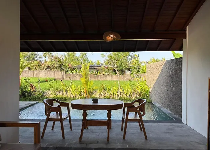 Luxury Wooden Private Pool & Rice Field View Ubud (Bali)
